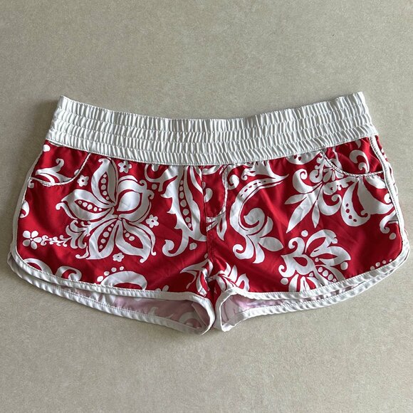 2000s Red and White Board Shorts ASO Gabriella Montez - Picture 3 of 7